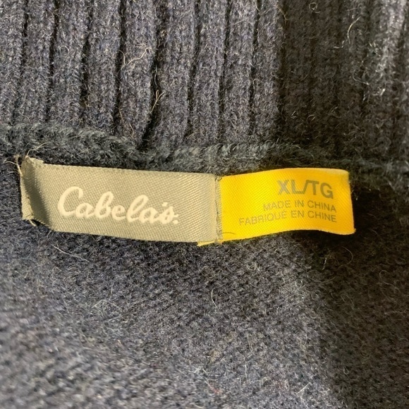 Cabela's Button Up Sweater - Picture 4 of 5
